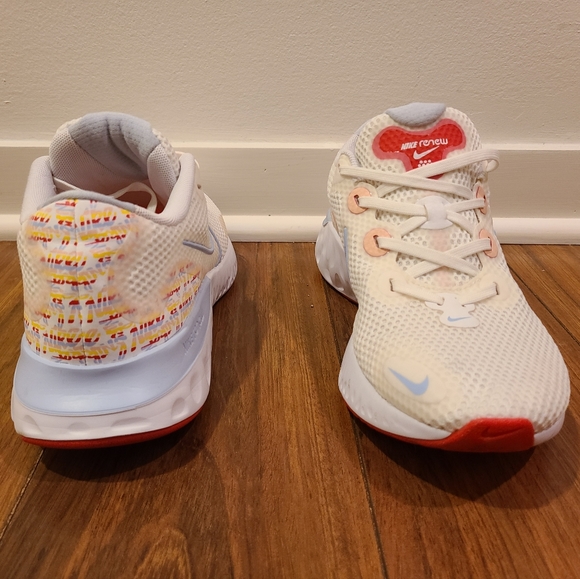 Nike Renew Women's Running Shoes - Picture 4 of 4